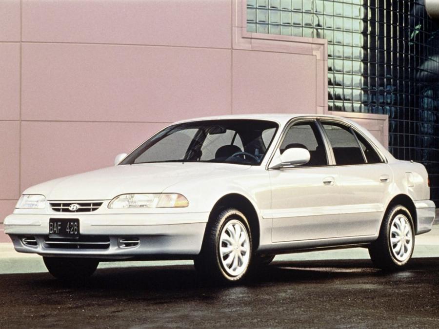 Hyundai Sonata (US) '1993